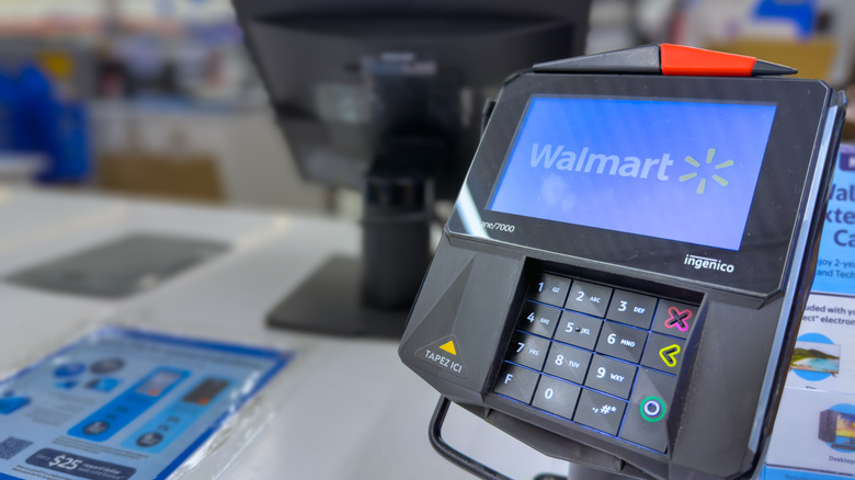 Walmart's credit card machine and cash register