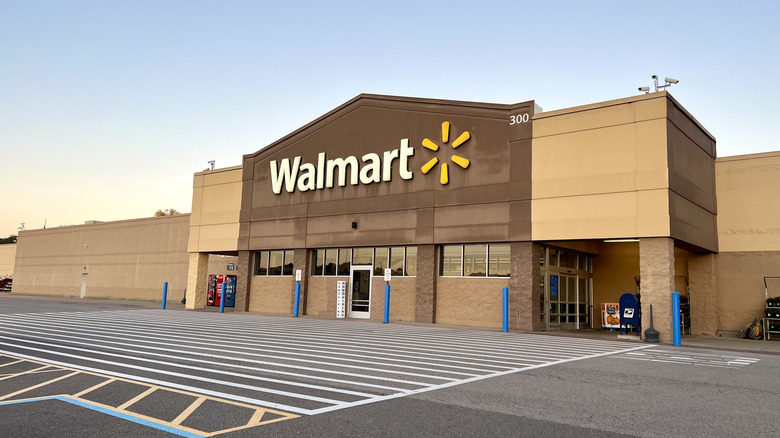 Walmart exterior