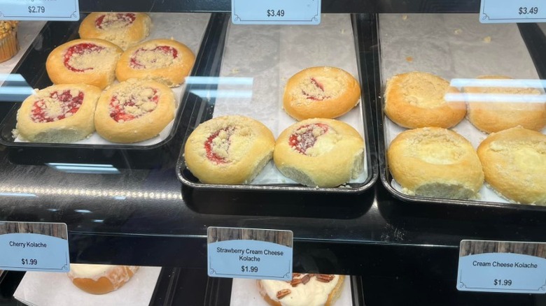 Trays of Buc-ee's kolaches in different flavors ready for purchase