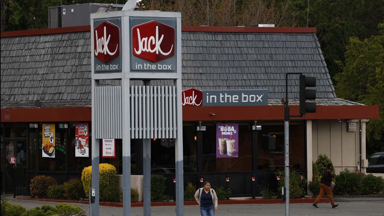 Jack in the Box exterior