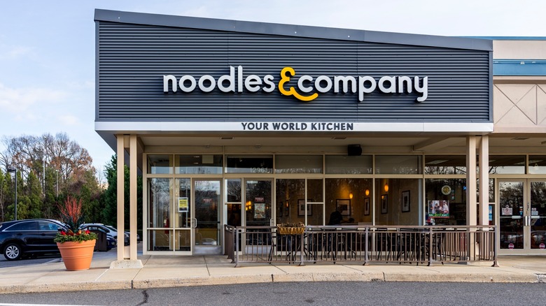 Noodles & Company exterior