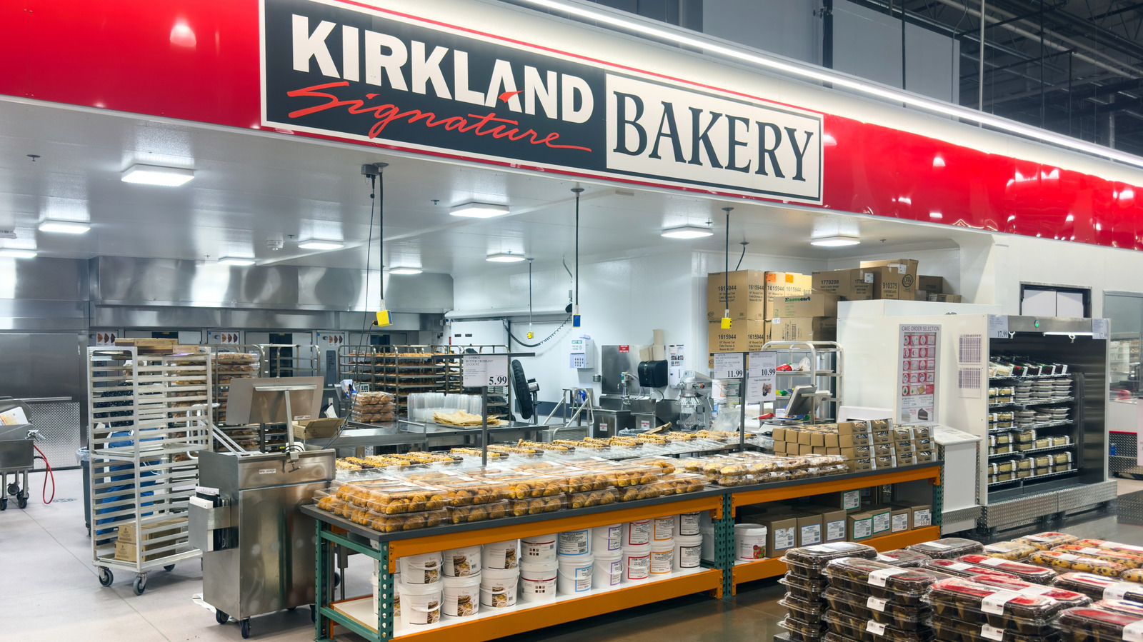 11 Costco Bakery Items Reddit Can't Stop Raving About