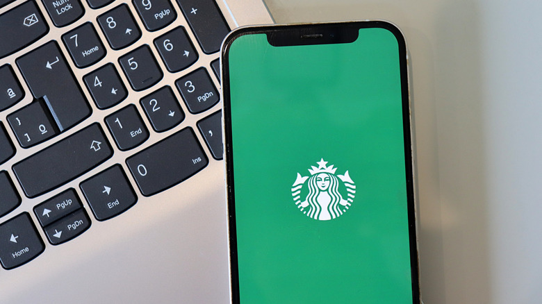 A picture of the opening screen of the Starbucks app