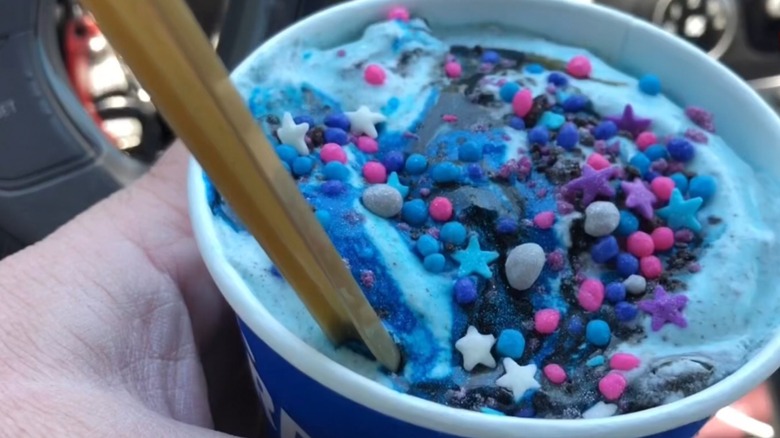 Hand holding a Zero Gravity Blizzard from Dairy Queen