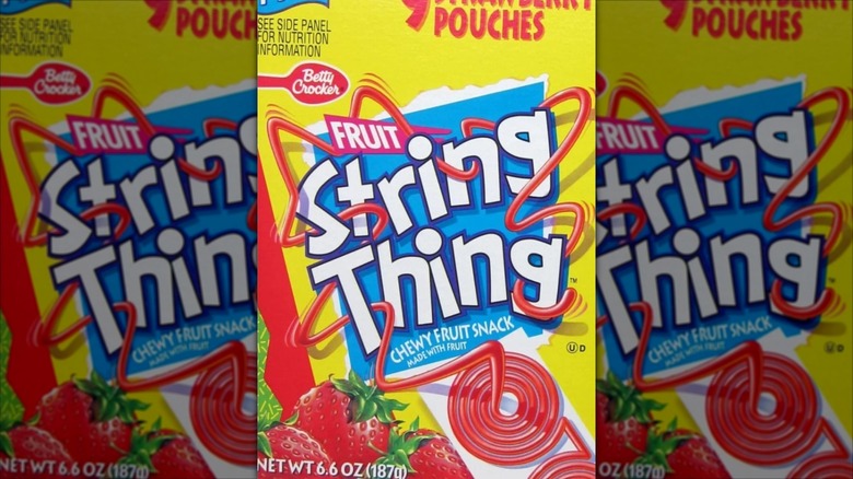 Box of Fruit String Thing 90s snack