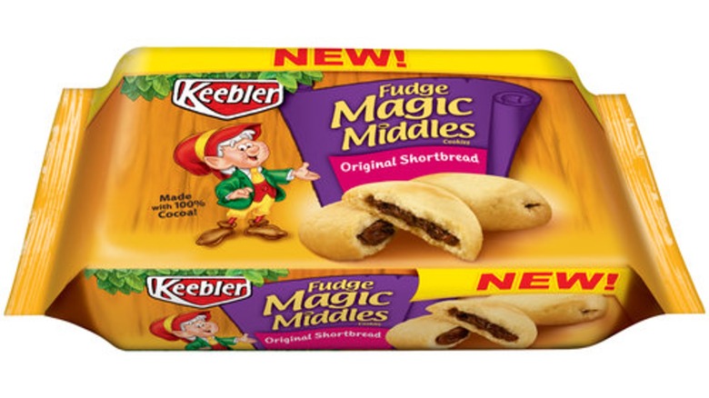 package of the popular 90s snack Keebler Magic Middles