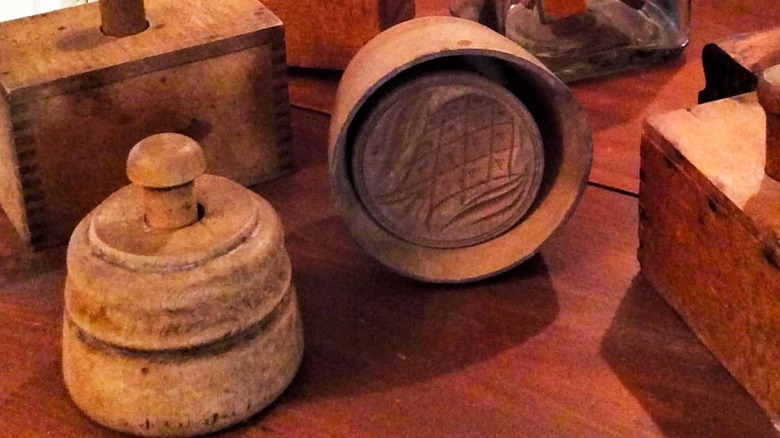 Wooden butter molds from pioneer days
