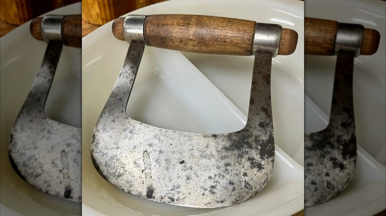 Hash knife