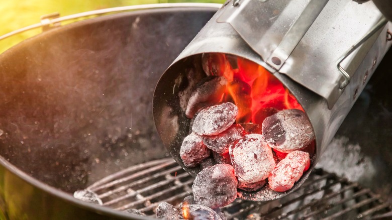 Using a chimney starter