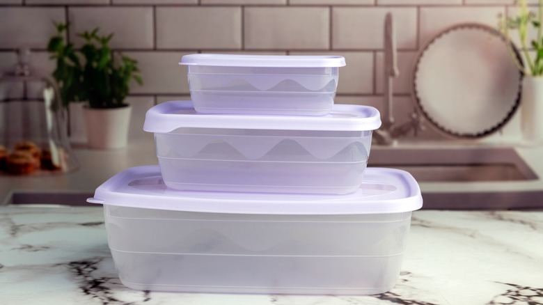 Plastic food storage containers