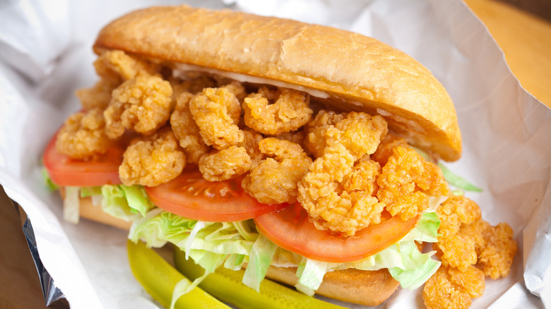Fried shrimp po'boy with pickles