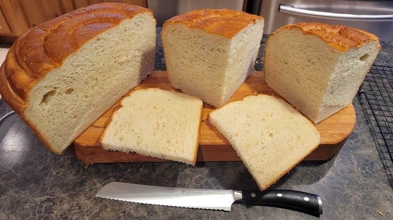 Basque sheepherder's bread on cutting board