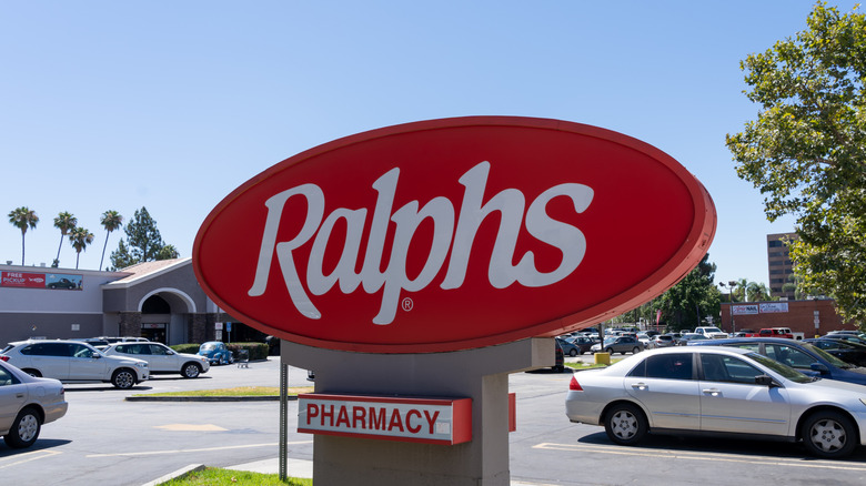 A red oval sign for Ralphs Pharmacy