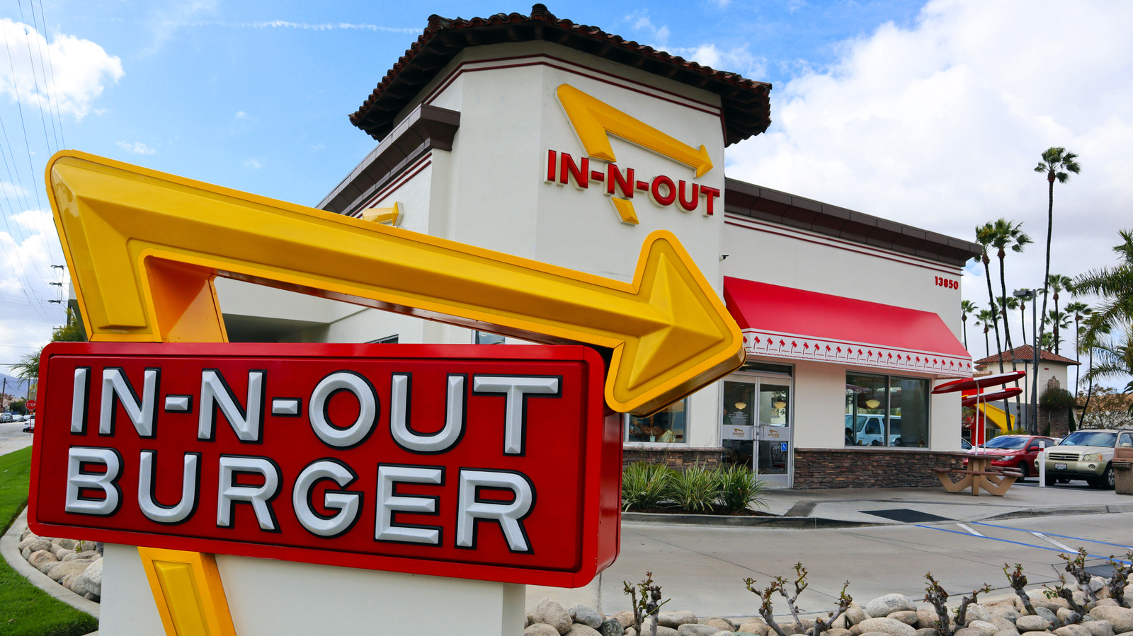 11 Things Customers Complain About The Most At In-N-Out
