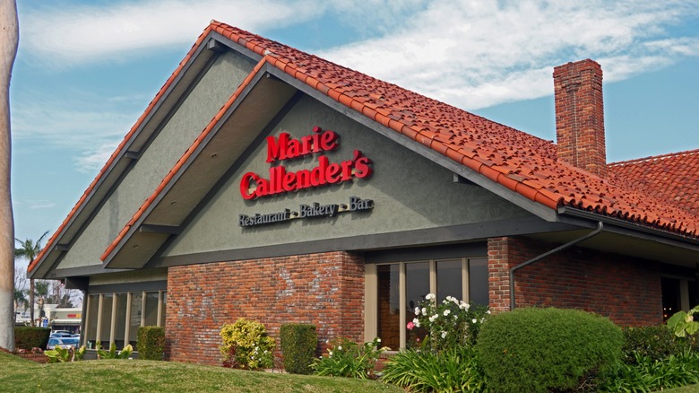 Storefront of Marie Callender's Restaurant