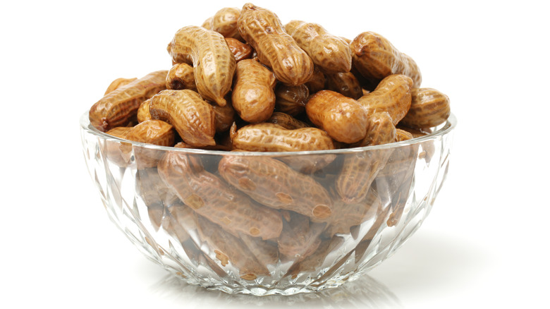 bowl of fresh boiled peanuts