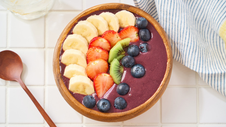 Acai bowl topped with fruit