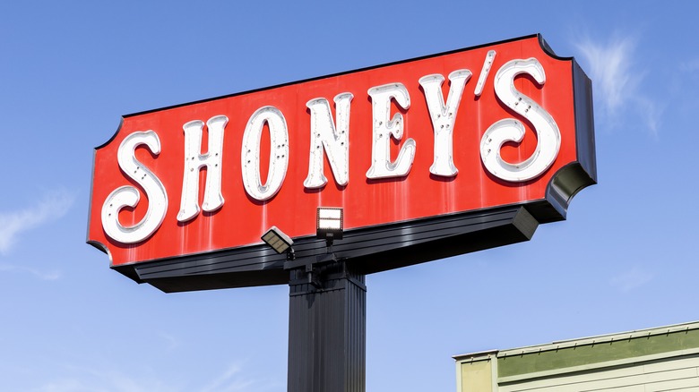 Shoney's sign