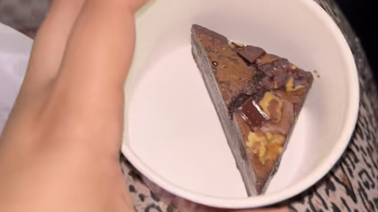 Brownie Bite from Applebee's on a plate