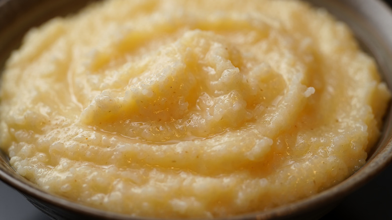 Close up of a bowl of grits