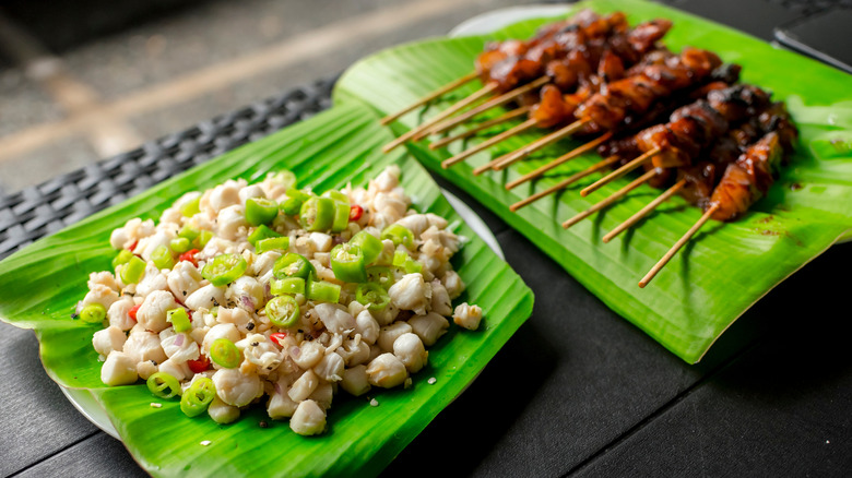 Plate of kinilaw served on a leaf