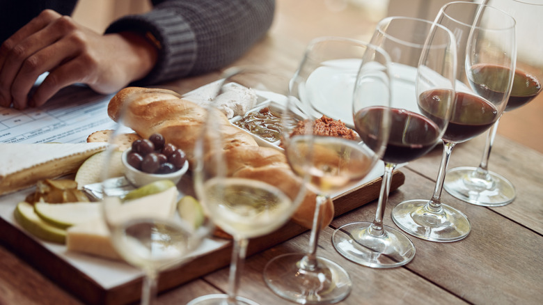 Wine tasting with food