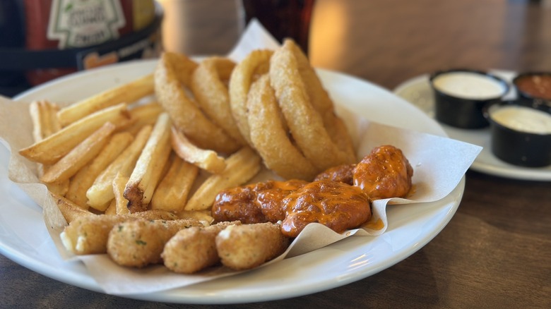 Appetizer Platter with sauces