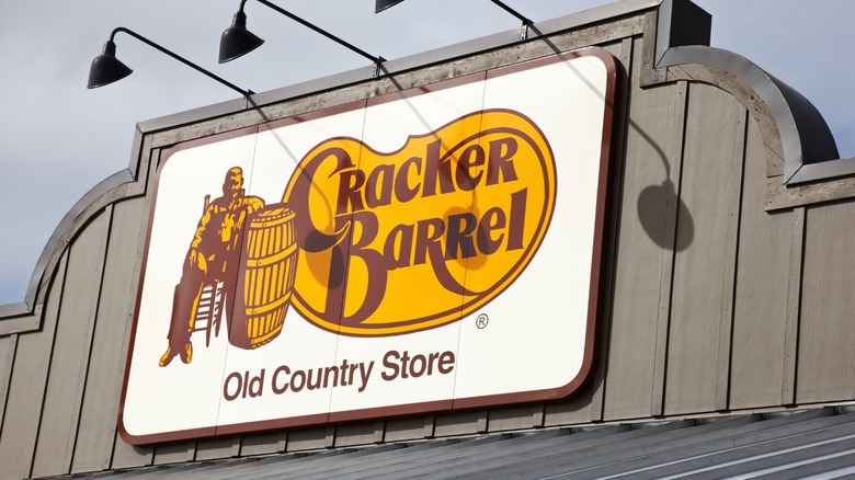 Cracker Barrel Old Country Store sign