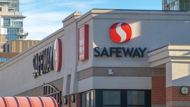 Exterior of Safeway, day