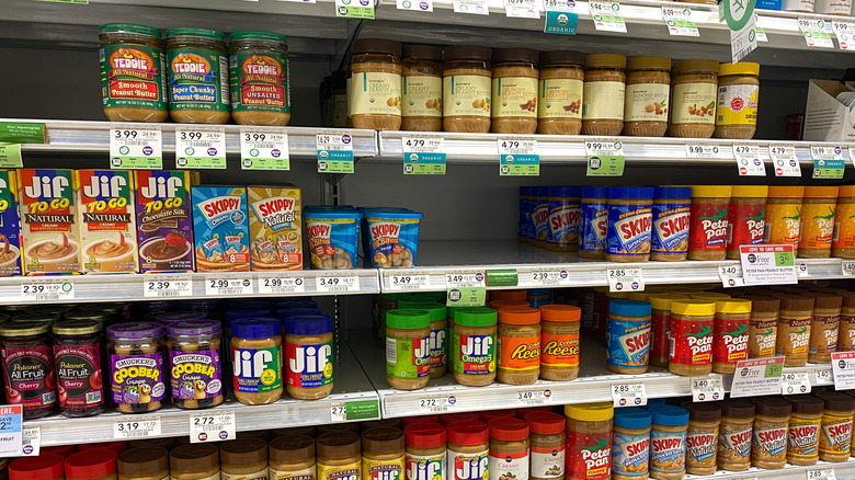 Publix Greenwise Peanut Butter on shelves with competitors
