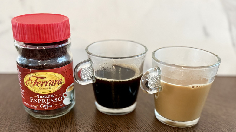 Ferrara instant espresso on a table in two cups