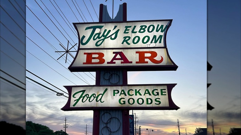 Jay's Elbow Room Bar high and vintage style street sign