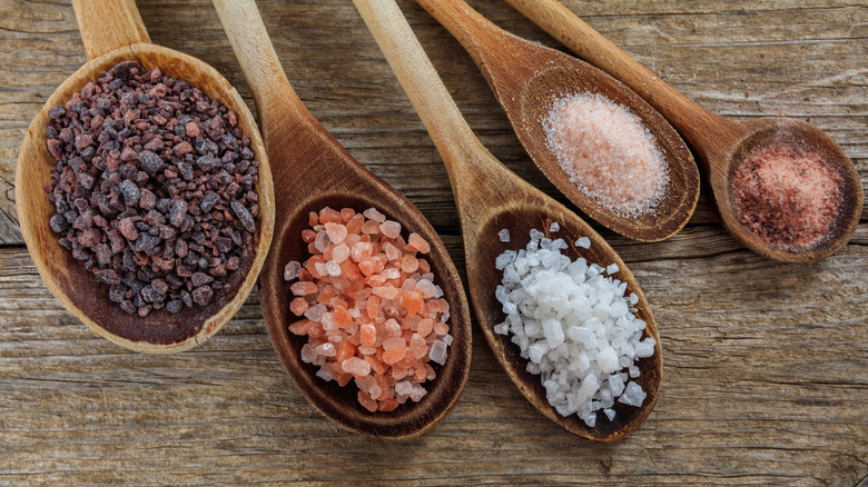 Different types of salt