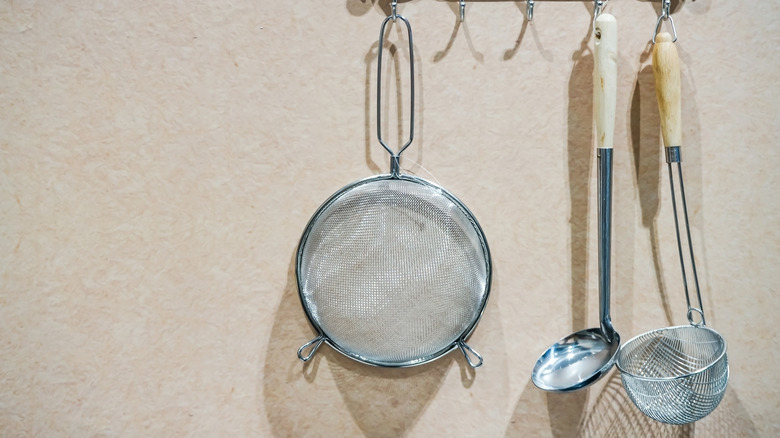 Kitchen sieve