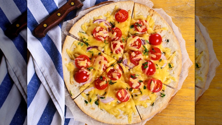 Tortilla pizza