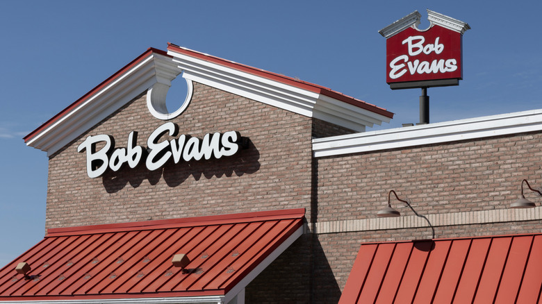A photo of the exterior of a Bob Evans Restaurant