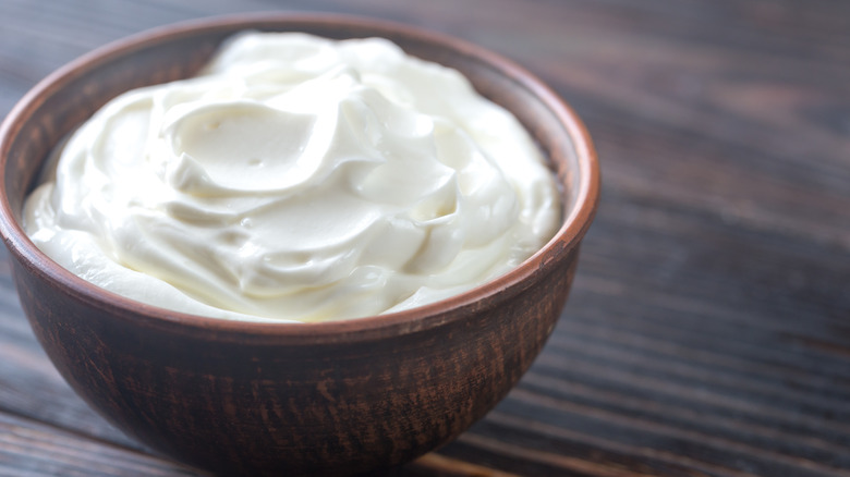 Bowl of cream 