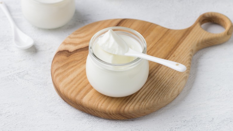 Jar of yogurt 
