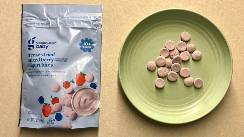 Good & Gather Freeze-Dried Mixed Berry Yogurt Bites and box