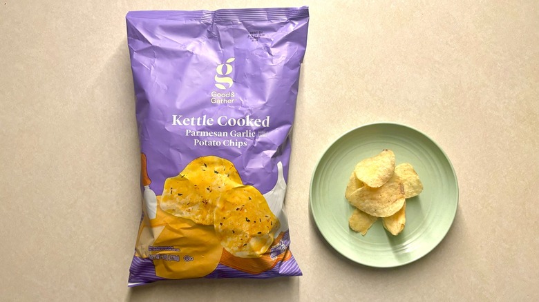 Good & Gather Parmesan Garlic Kettle Chips and bag