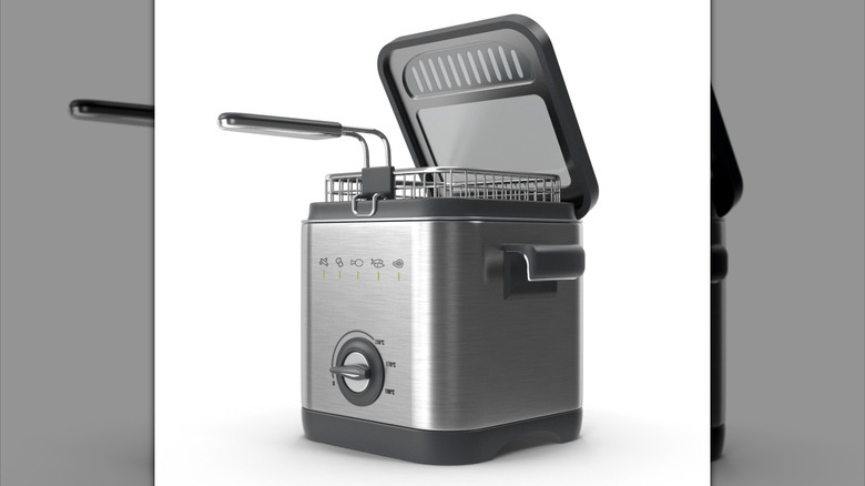 Brand new electric countertop deep fryer appliance