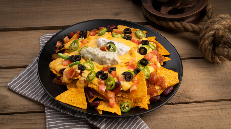 Nachos with cheese