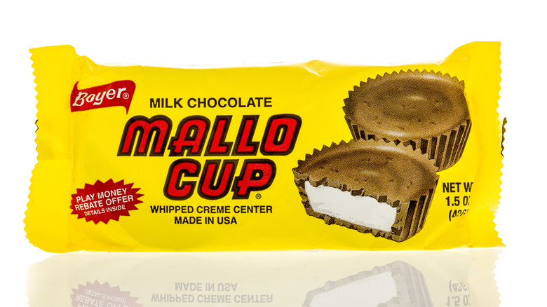yellow-packaged mallo cups against white background