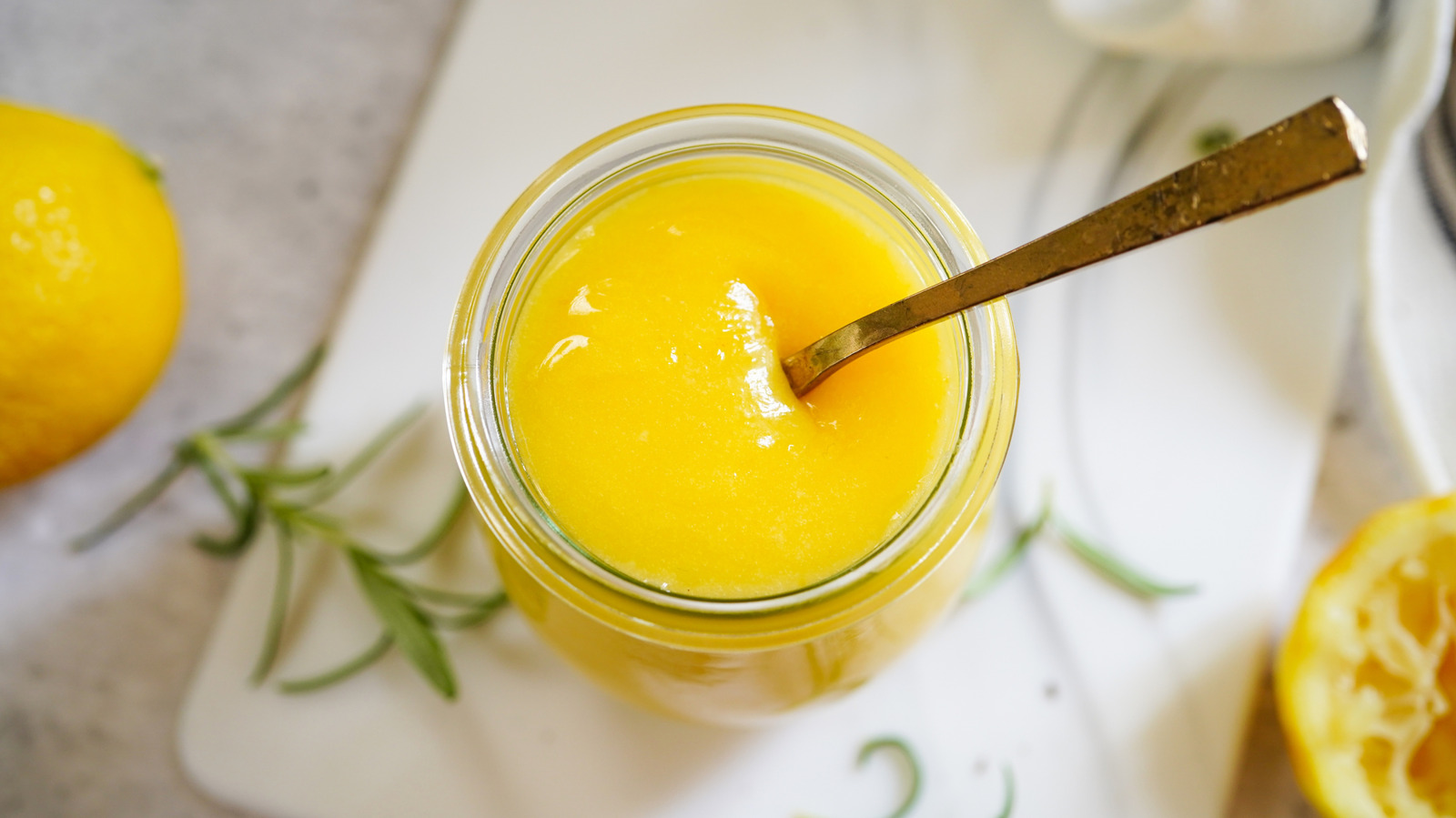 12 Ways To Liven Up Breakfast With Lemon Curd