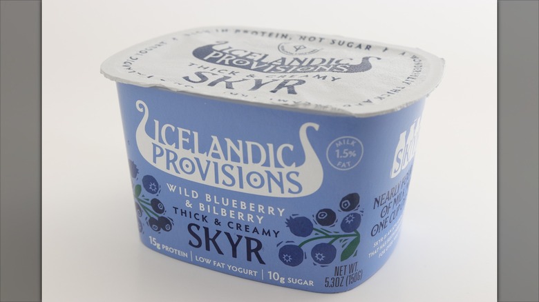 Icelandic Provisions blueberry and Bilberry yogurt