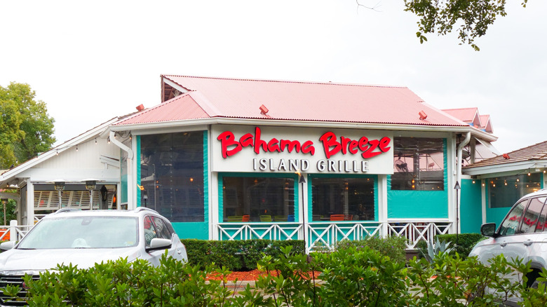 Bahama Breeze Island Grille exterior
