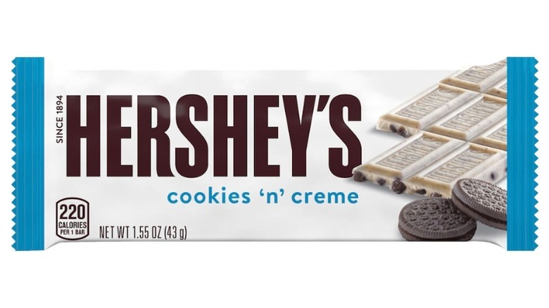 Hershey's Cookie's 'n' Creme bar on a white background.