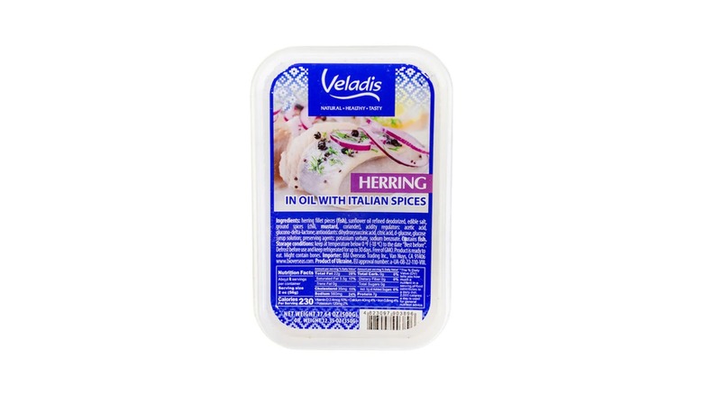 Rectangular package of Veladis Herring in Oil with Italian Spices