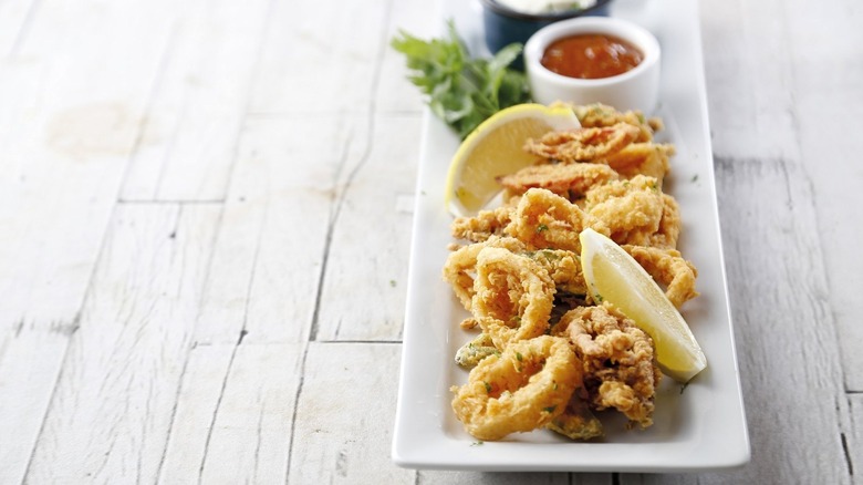 The hand-breaded calamari from Red Lobster