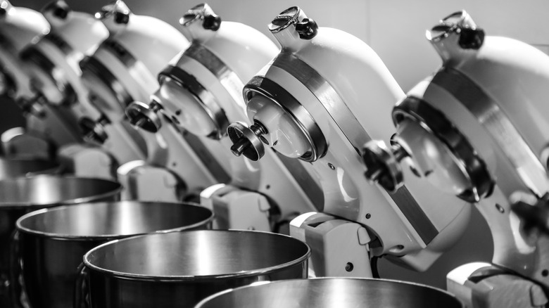 Group of Kitchenaid mixers